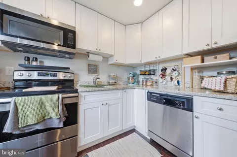 Kitchen - 7809 Bridge Dr, Orchard Beach, MD 21226 photo 2 of 2
