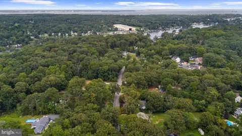View/Area - 8201 Bodkin Ave, Pasadena, MD 21122 photo 3 of 9