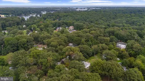 View/Area - 8201 Bodkin Ave, Pasadena, MD 21122 photo 2 of 9