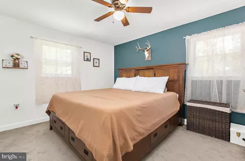 Bedroom - 8201 Bodkin Ave, Pasadena, MD 21122 photo 1 of 10