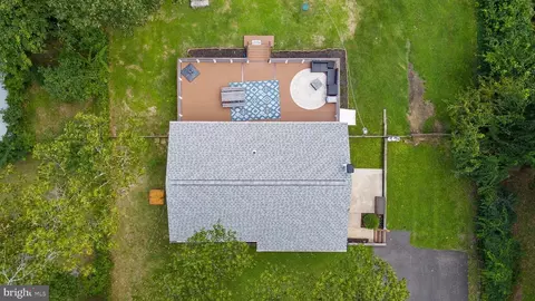 Exterior - 8201 Bodkin Ave, Pasadena, MD 21122 photo 12 of 12