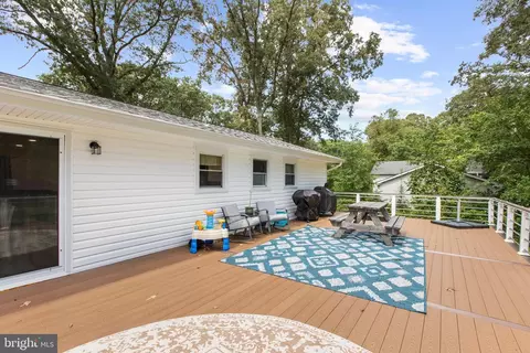 Exterior - 8201 Bodkin Ave, Pasadena, MD 21122 photo 6 of 12