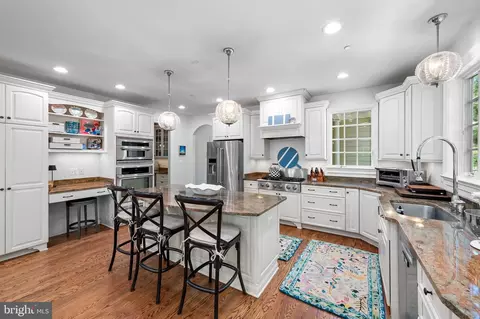 Kitchen - 4 Ridge Rd, Annapolis, MD 21401 photo 2 of 9