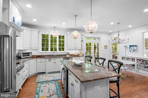 Kitchen - 4 Ridge Rd, Annapolis, MD 21401 photo 7 of 9