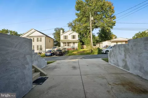 Exterior - 1638 Midland Rd, Edgewater, MD 21037 photo 5 of 7