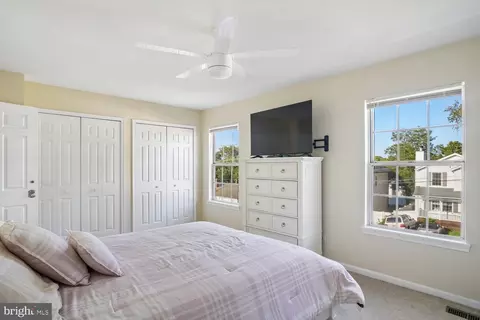 Bedroom - 1638 Midland Rd, Edgewater, MD 21037 photo 3 of 7