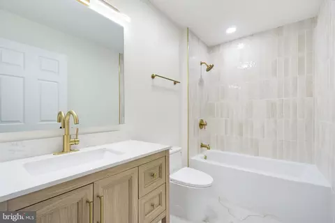 Bath - 7608 Bear Forest Rd, Hanover, MD 21076 photo 1 of 6