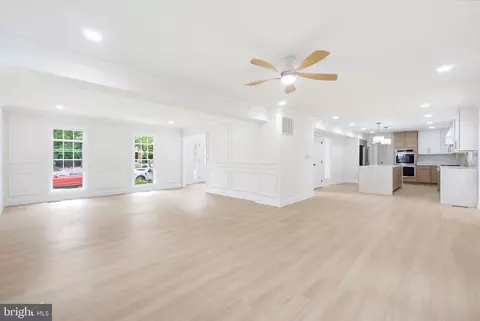 Living - 7608 Bear Forest Rd, Hanover, MD 21076 photo 5 of 6