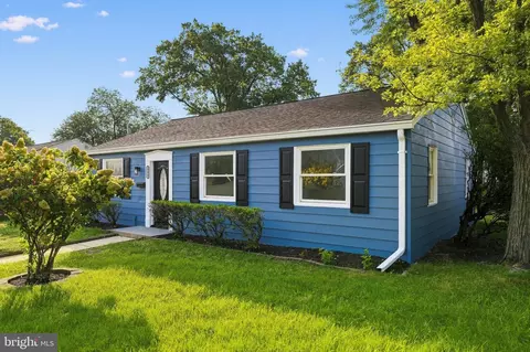 721 Cotter Rd, Glen Burnie, MD 21060