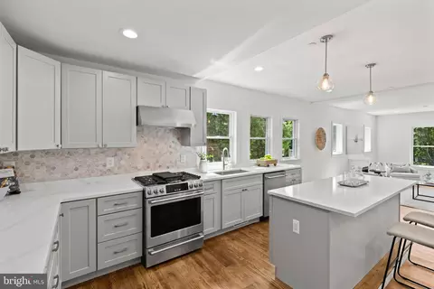 Kitchen - 400 Jefferson St, Annapolis, MD 21403 photo 3 of 5