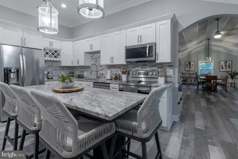 Kitchen - 22 Brookfield Rd, Pasadena, MD 21122 photo 1 of 3