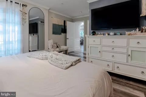 Bedroom - 22 Brookfield Rd, Pasadena, MD 21122 photo 2 of 4