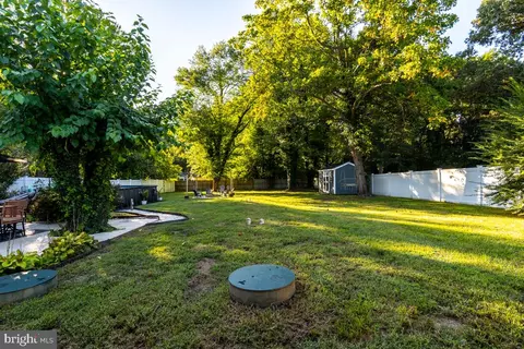 Exterior - 22 Brookfield Rd, Pasadena, MD 21122 photo 7 of 12