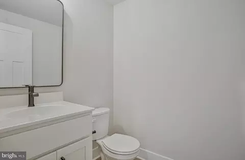 Entry Way - 416 Venton Rd, Edgewater, MD 21037 photo 6 of 8