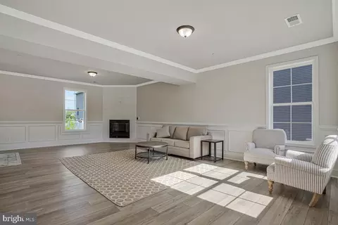 Living - 416 Venton Rd, Edgewater, MD 21037 photo 1 of 2