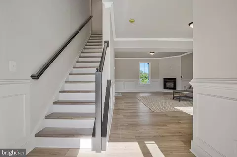 Entry Way - 416 Venton Rd, Edgewater, MD 21037 photo 2 of 8