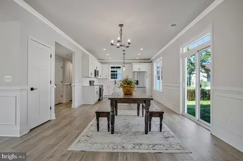 Dining - 416 Venton Rd, Edgewater, MD 21037 photo 1 of 2