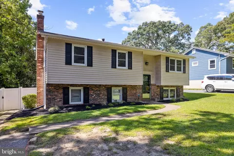 Exterior - 214 Beach Rd, Pasadena, MD 21122 photo 10 of 10