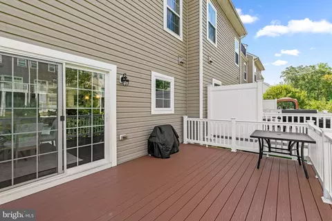 Exterior - 1008 Linden Dr, Hanover, MD 21076 photo 3 of 6