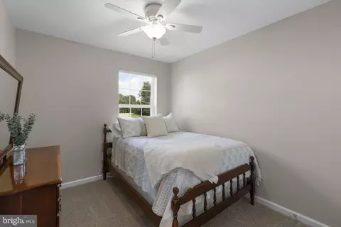 Bedroom - 1008 Linden Dr, Hanover, MD 21076 photo 4 of 5