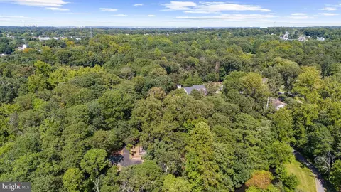 View/Area - 8208 Edwin Raynor, Pasadena, MD 21122 photo 5 of 7