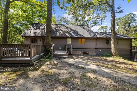 Exterior - 8208 Edwin Raynor, Pasadena, MD 21122 photo 16 of 19