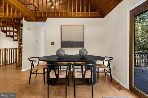 Dining - 8208 Edwin Raynor, Pasadena, MD 21122 photo 2 of 2