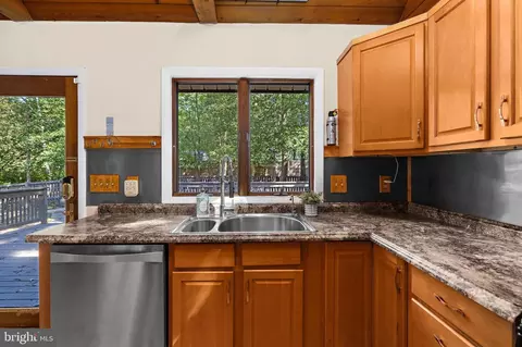 Kitchen - 8208 Edwin Raynor, Pasadena, MD 21122 photo 2 of 2