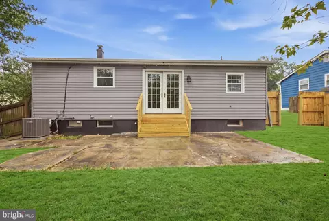 Exterior - 328 Vale Smt S, Laurel, MD 20724 photo 3 of 4