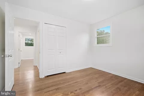 Entry Way - 328 Vale Smt S, Laurel, MD 20724 photo 7 of 12