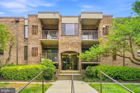 142 Georgetown Rd #9, Annapolis, MD 21403