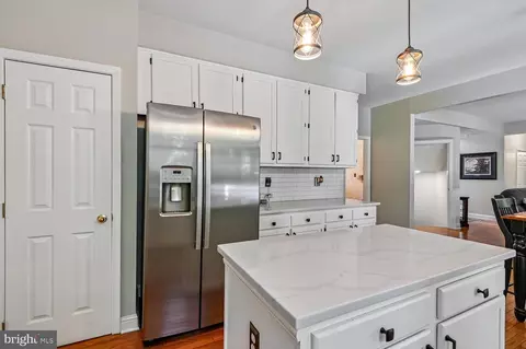 Kitchen - 2024 Old Willow Way, Crofton, MD 21114 photo 3 of 3
