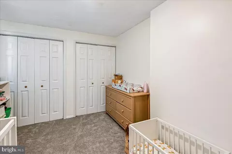 Bedroom - 7920 Sutherland Ct, Pasadena, MD 21122 photo 5 of 9