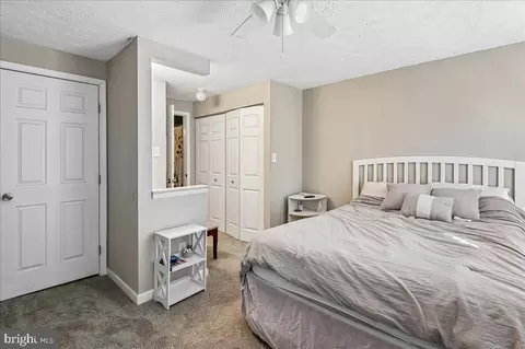 Bedroom - 7920 Sutherland Ct, Pasadena, MD 21122 photo 3 of 9