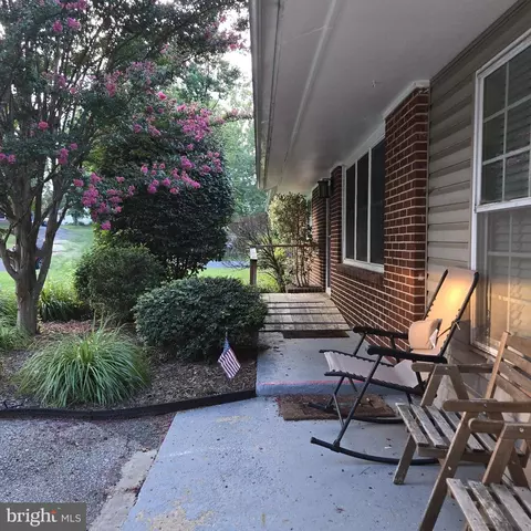 301 Cedar Ln, Annapolis, MD 21403 photo 3