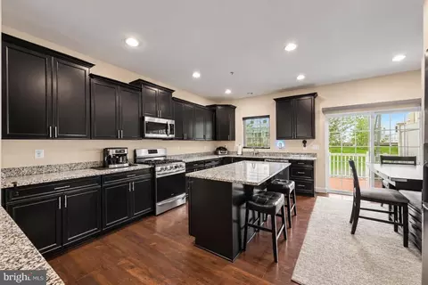 Entry Way - 3541 Tribeca Trl, Laurel, MD 20724 photo 5 of 9