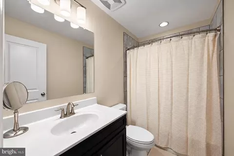 Bath - 3541 Tribeca Trl, Laurel, MD 20724 photo 2 of 2