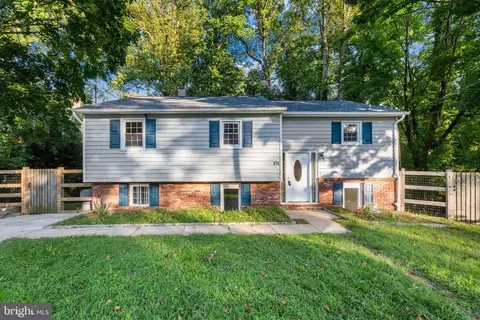 Exterior - 876 Windsong Dr, Arnold, MD 21012 photo 3 of 6