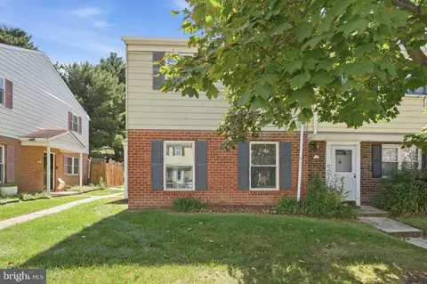 229 Candle Light Ln #229, Glen Burnie, MD 21061