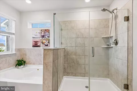 Bath - 2824 Broad Wing Dr, Odenton, MD 21113 photo 2 of 3