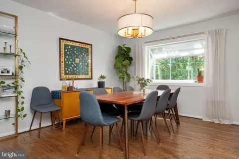 Dining - 237 Chatham Ln, Annapolis, MD 21403 photo 2 of 2