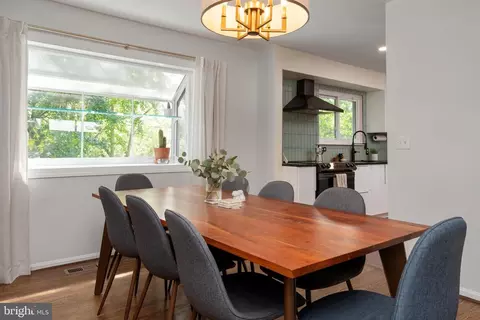 Dining - 237 Chatham Ln, Annapolis, MD 21403 photo 1 of 2