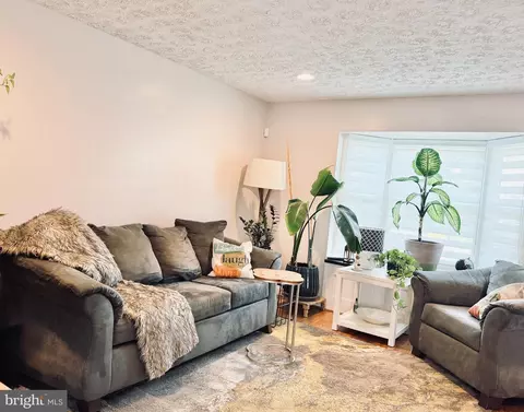 Other - 321 Cool Breeze Ct, Pasadena, MD 21122 photo 4 of 10