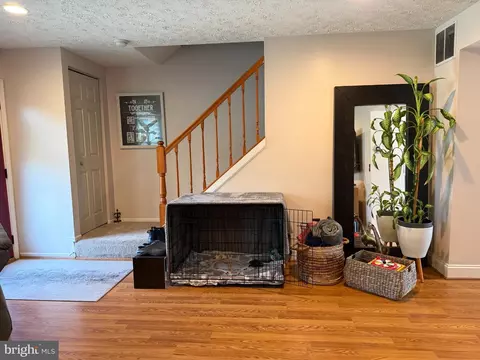 Entry Way - 321 Cool Breeze Ct, Pasadena, MD 21122 photo 1 of 4