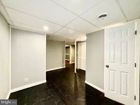 Entry Way - 7635 Stoney Creek Dr, Pasadena, MD 21122 photo 2 of 3