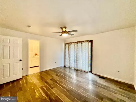 Bedroom - 7635 Stoney Creek Dr, Pasadena, MD 21122 photo 1 of 6
