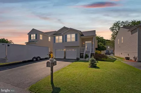 1043 6th St, Glen Burnie, MD 21060