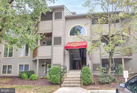 2004 Quay Village Ct #T1, Annapolis, MD 21403