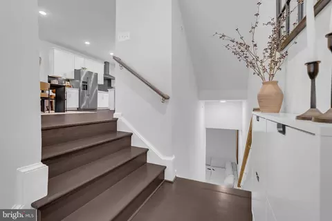 Entry Way - 3344 Pitch Pine Dr, Laurel, MD 20724 photo 2 of 7