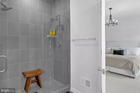 Bath - 3344 Pitch Pine Dr, Laurel, MD 20724 photo 3 of 4
